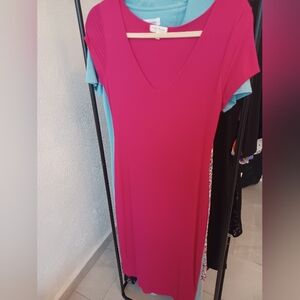 Women's Pink V-Neck Top